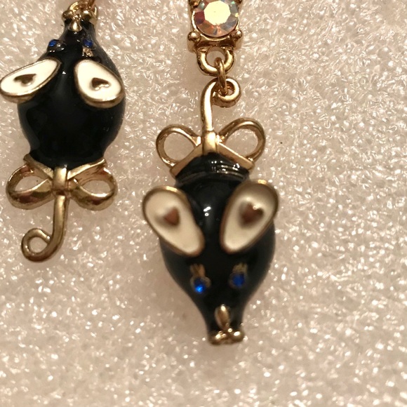 Betsey Johnson mouse earrings - Picture 2 of 4